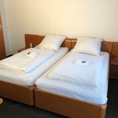 Hotel Mivano Lehrte Kültér fotó