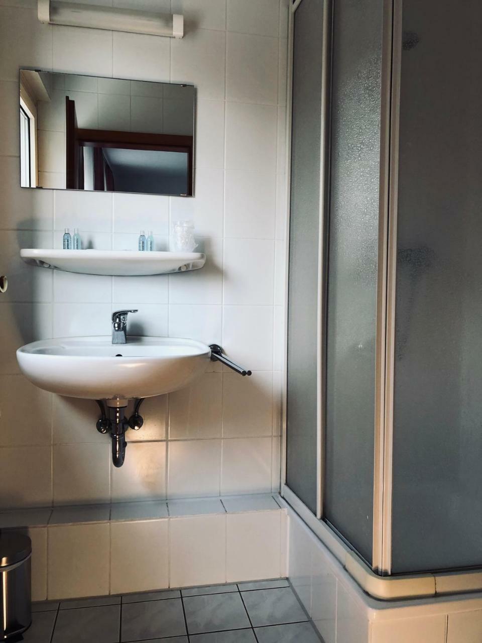 Hotel Mivano Lehrte Kültér fotó
